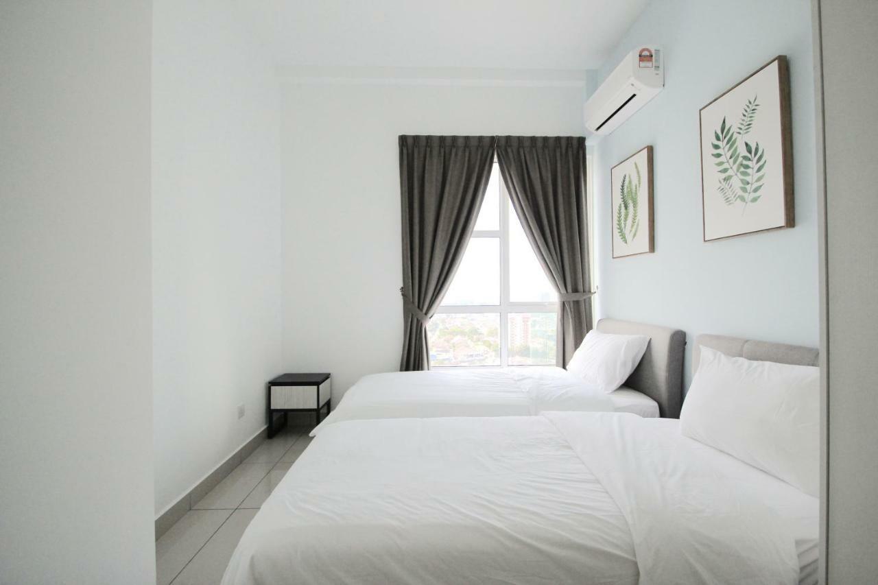 Pinnacle Tower By Feel Johor Bahru